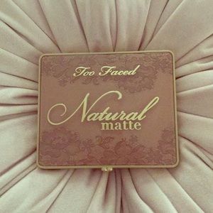 Too Faced Natural matte eye shadow palette